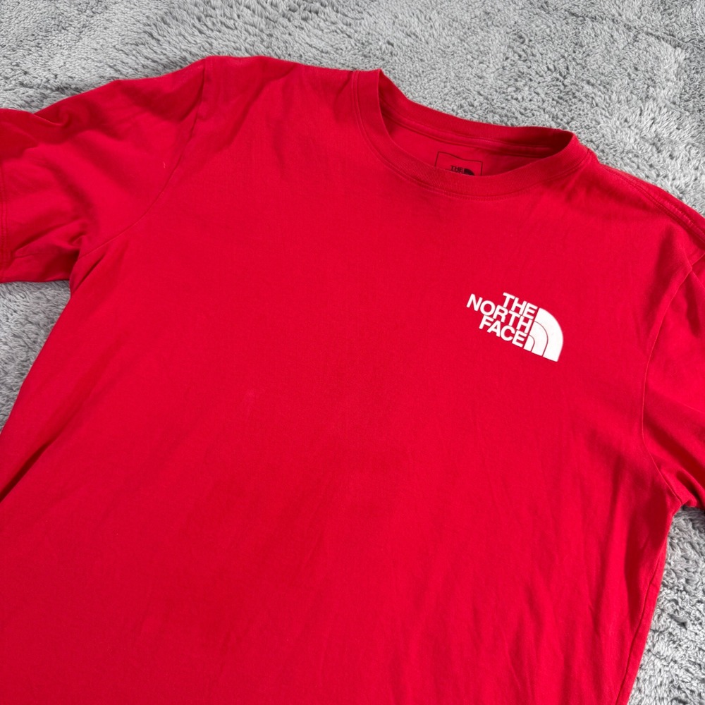 The North Face Mens Small Red Circular Design T-Shirt Never Stop Exploring